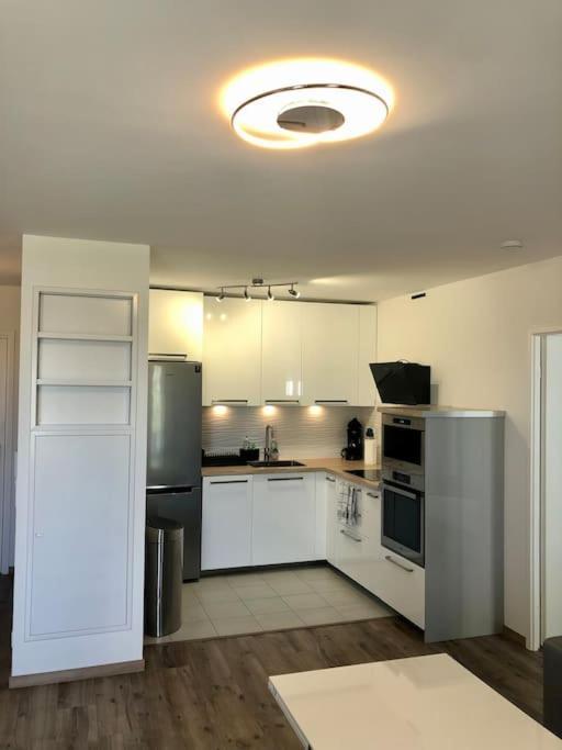 ***Suite Parklane* 5Min Disney & Shopping * New*** เซร์ริส ภายนอก รูปภาพ